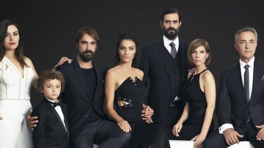 مسلسل العقدة الحلقة 2 مترجمة